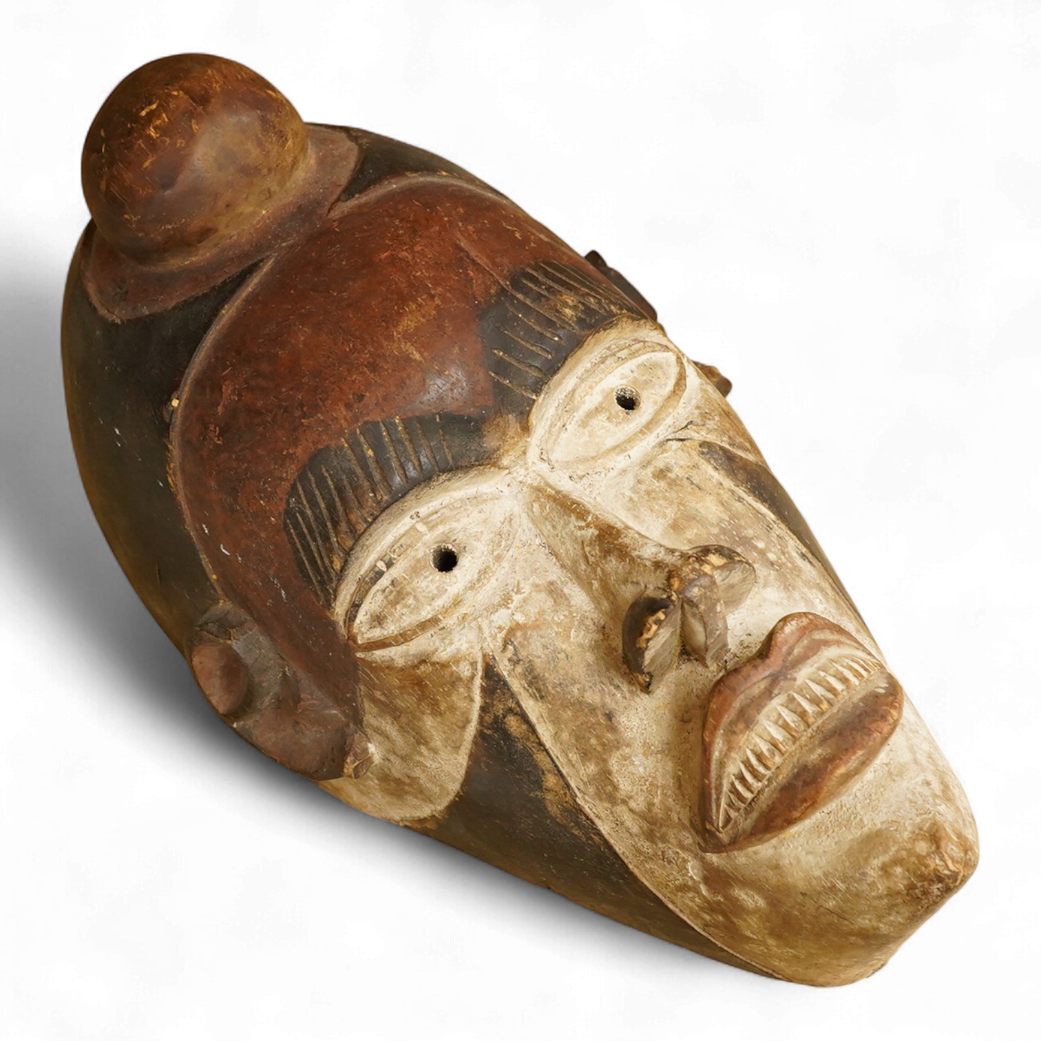 African tribal art interest; a Democratic Republic of Congo carved and painted mask, 36cm